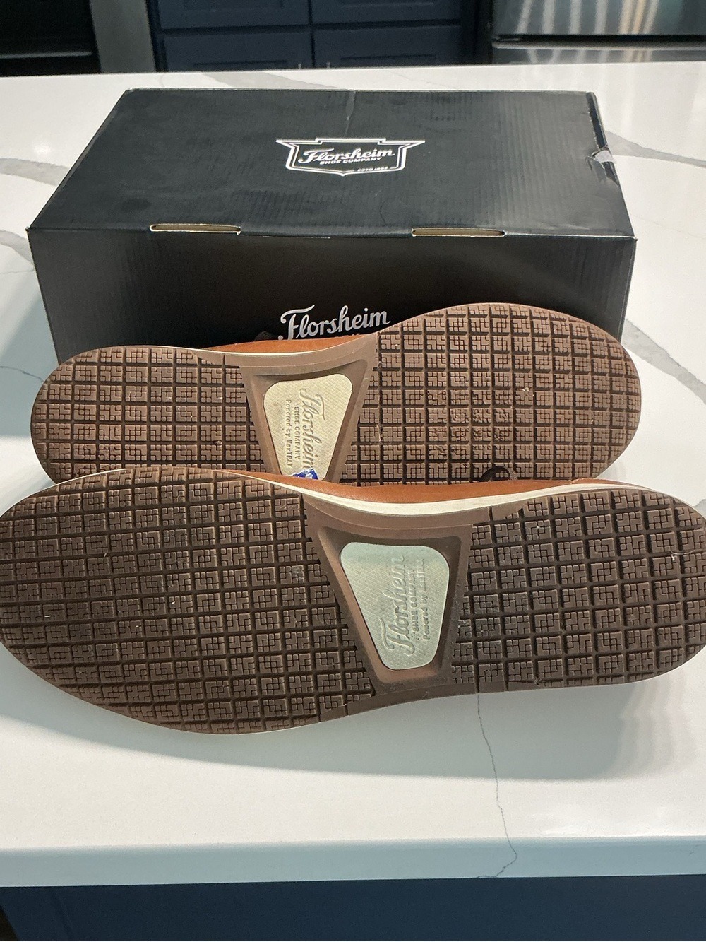 Florsheim Work Crossover Max TRAX Dress Shoe - Picture 9 of 12